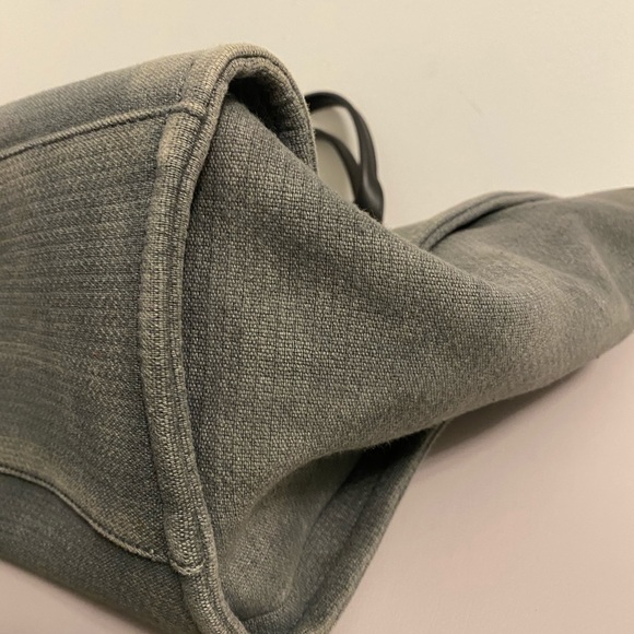 Authentic Chanel Deauville big tote - Picture 11 of 16